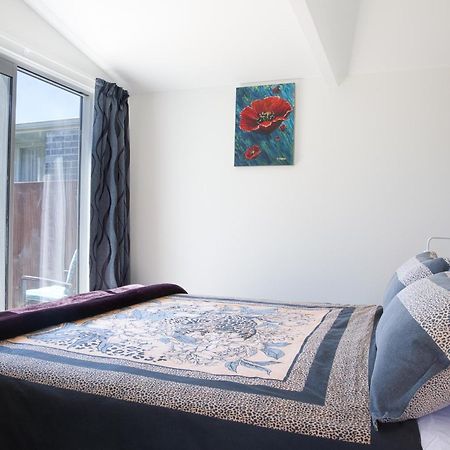 Classy Modern Unit Close To Airport, Shops And Bus Christchurch Exterior photo